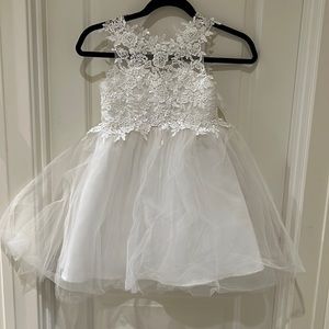 Girls white flower girl dress.